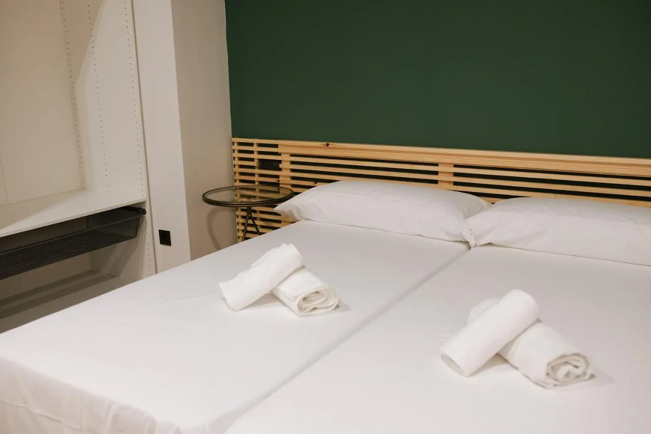 Ziryab Apartamentos 3 0*, Cordoba Spain